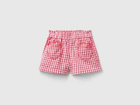Bermudas de vichy con bolsillos de fruta
