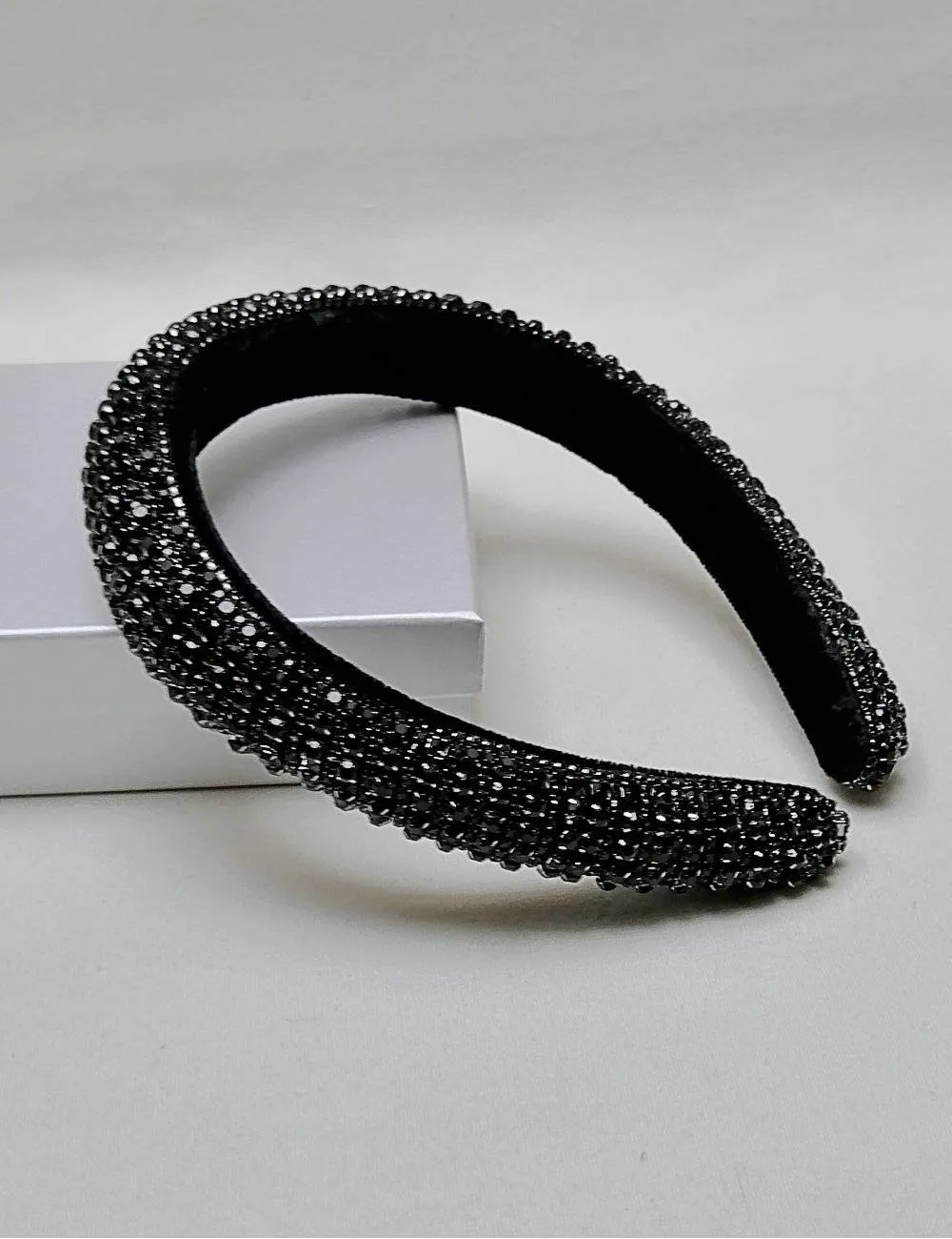 Diadema Fiesta Cristales Negros