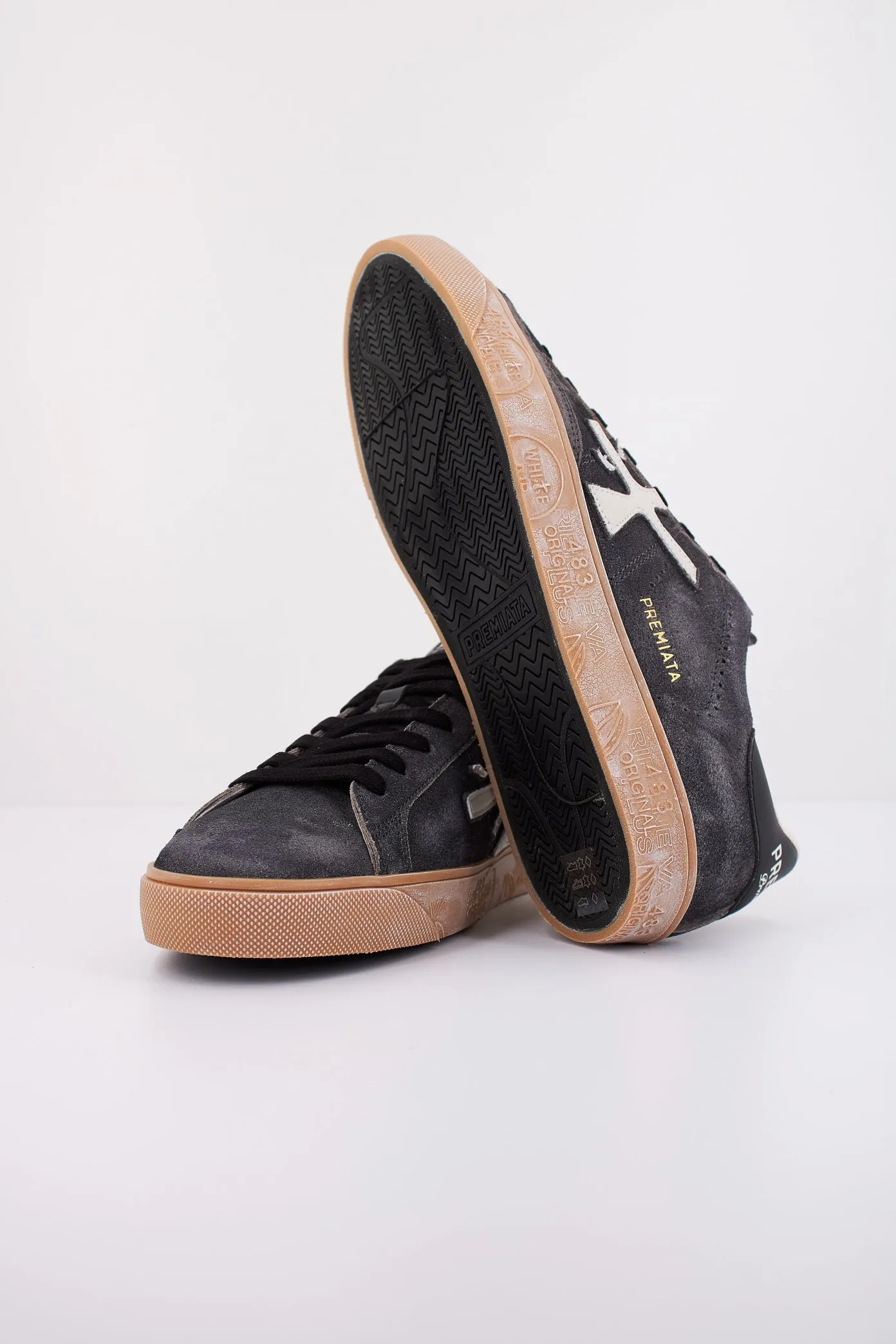 PREMIATA STEVEN 6972