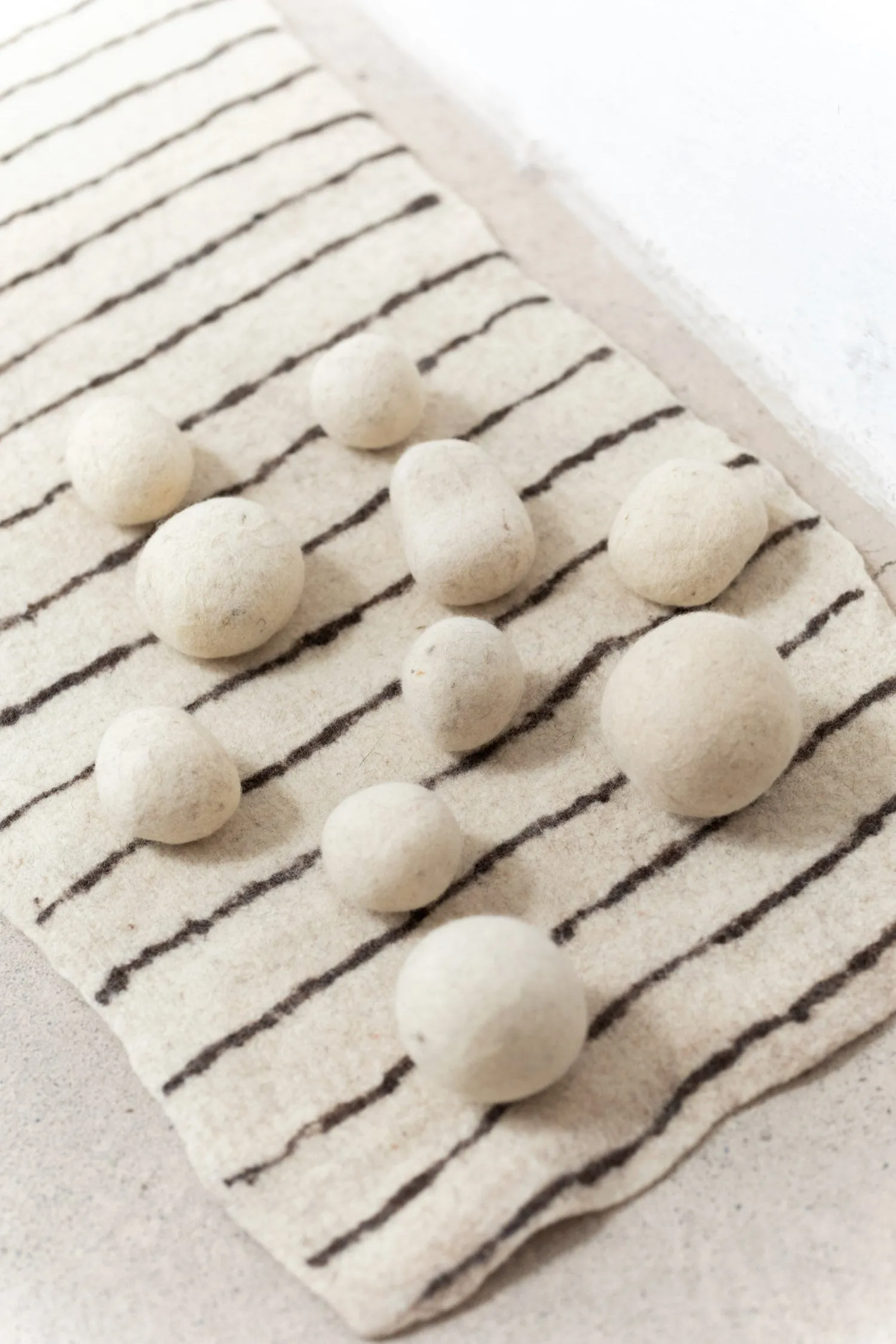 Scented wool balls
