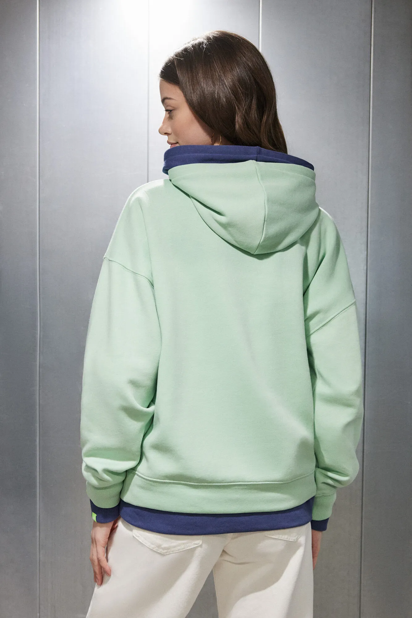 Sudadera capucha felpa verde logo